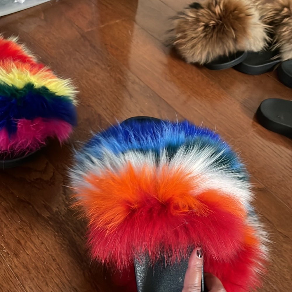 FUR SLIDES - Picture 3 of 3